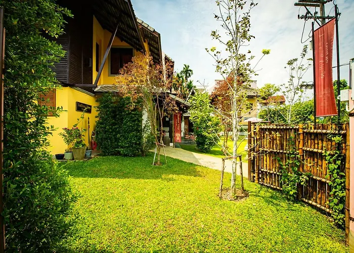 Tadkham Village, Chiang Mai
